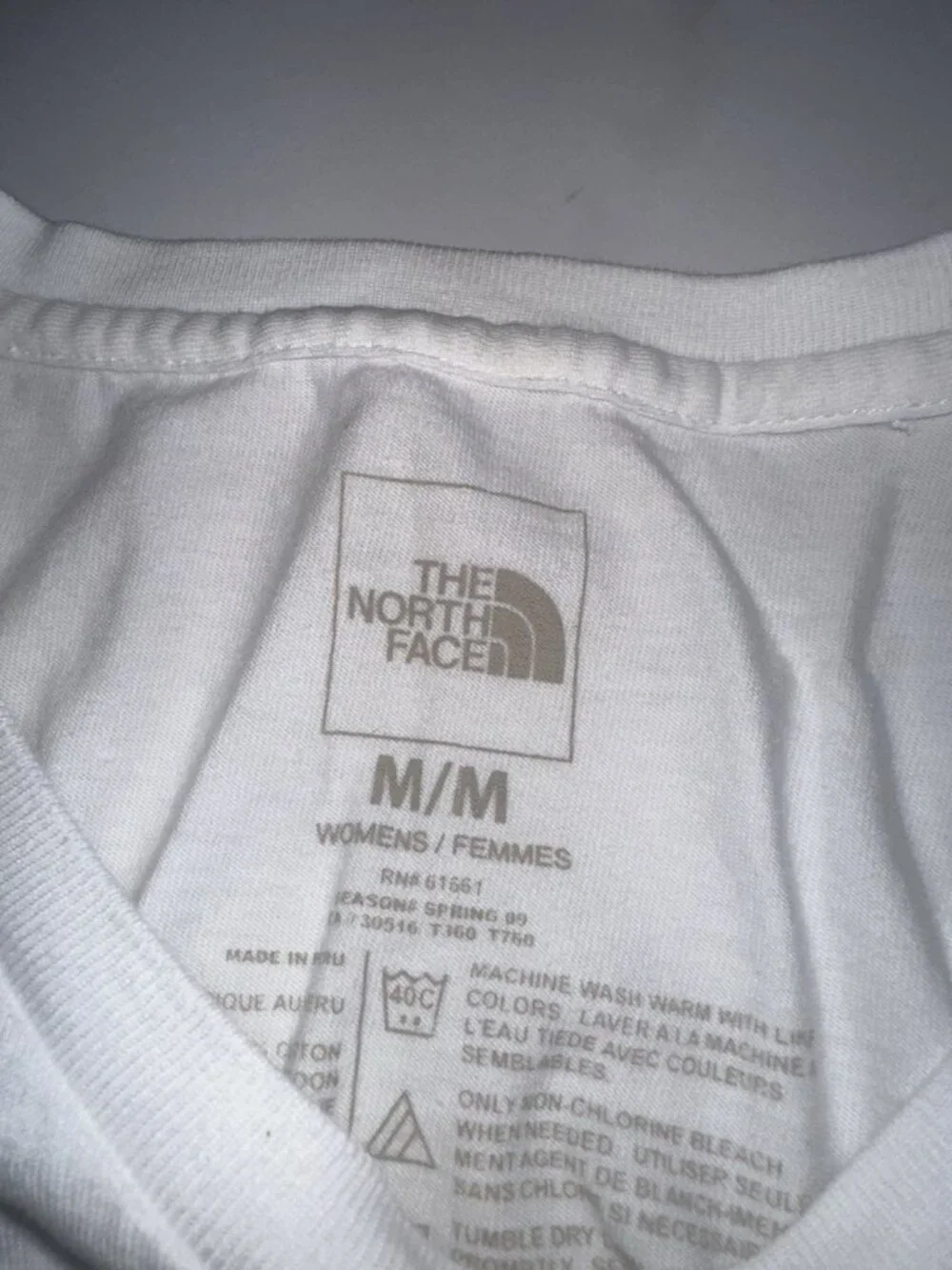 North Face Womens Fitted T Shirt Sz M White Pink Floral Logo Gorpcore - Picture 3 of 5